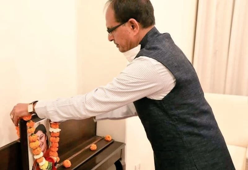 Sushma Swaraj's statue to be installed in her constituency: MP CM