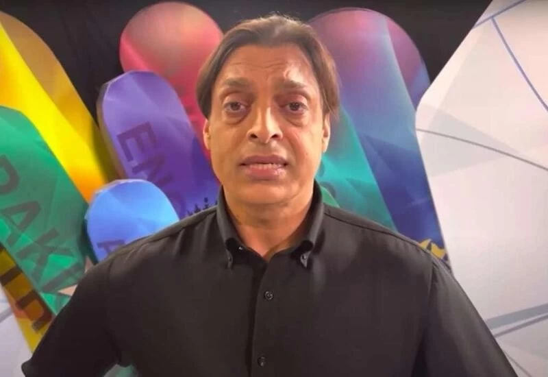 Request everyone to donate, deliver oxygen tanks to India: Shoaib Akhtar
