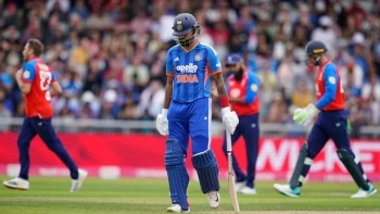 श्रेयस अय्यर की कप्तानी में टीम इंडिया की लगातार तीसरी हार, इंग्लैंड ने दूसरे टी20 में दी मात