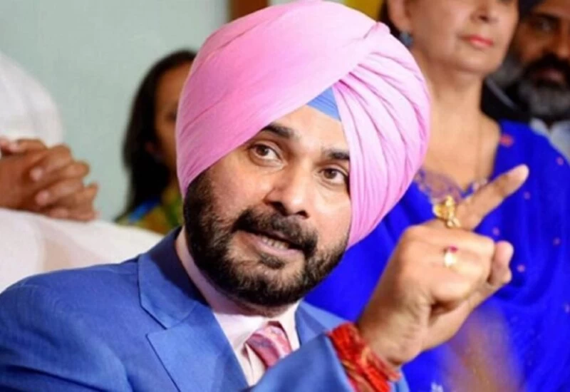 करतारपुर कॉरिडोर: इमरान ने सिखों की दिलों को कैसे जीता जाता है, उन्होंने इतिहास रच दिया है: नवजोत सिंह सिद्धू