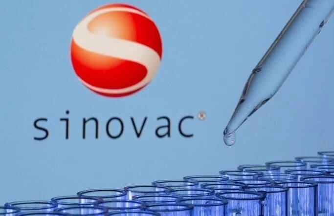 डब्ल्यूएचओ ने सिनोवैक को दी मंज़ूरी; दूसरी चीनी कोविड-19 वैक्सीन हुई सूचीबद्ध