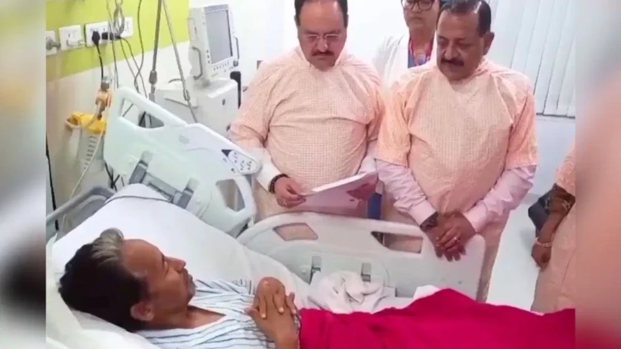 सोनम वांगचुक ने 26 दिन बाद तोड़ा अनशन पीएम मोदी ने पेपर लीक पर किया बड़ा ऐलान