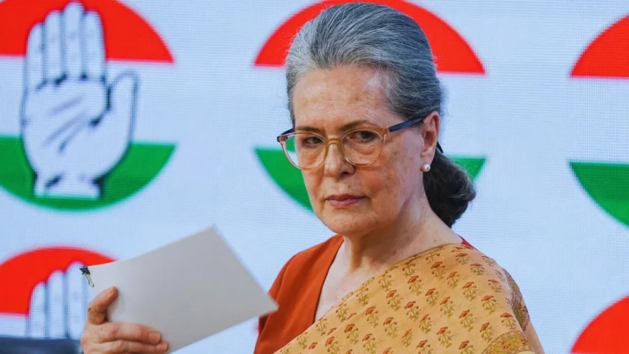 Mahatma Gandhi's legacy is in danger under this government... Sonia Gandhi's letter to CWC