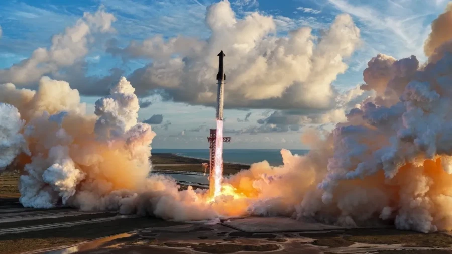 SpaceX Starship: Massive Rocket Reaches Orbit but Mission Ends Early After Engine Issue
