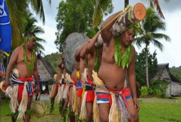 सदियों से चली आ रही है परंपरा यहाँ आज भी पत्थर के सिक्के चलते है