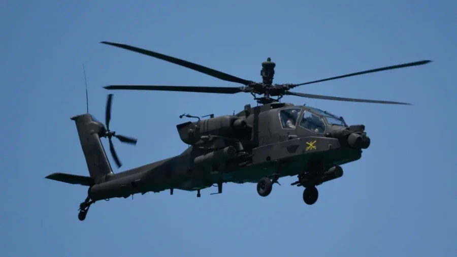 US Apache Attack Helicopter Crashes Near Strait Of Hormuz, Two Pilots Rescued