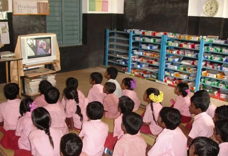 Govt asks startups, corporates to add digital villages for CSR