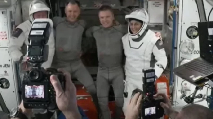 अंतरिक्ष से धरती तक सुनीता कितनी देर में पहुंचेंगी, कहां उतरेगा यान? जानिए सबकुछ