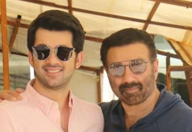 इंडस्ट्री में सिर्फ अभिनेता बने रहना और वस्तु ना बनना, मुश्किल है: सनी देओल