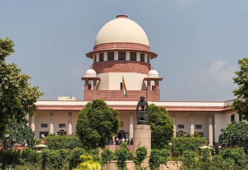 We are not interested to hear: SC on plea for liquor home delivery