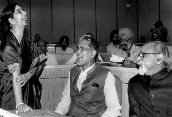 कौन था वह जिसने पहली बार 25 साल की सुषमा को कैबिनेट मंत्री बनवाया, बर्खास्त हुईं तो