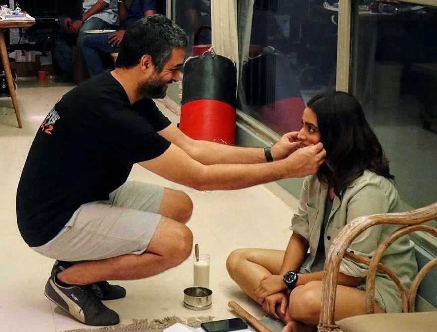 Swara Bhasker Shared A BTS Picture From The Series ‘Flesh’