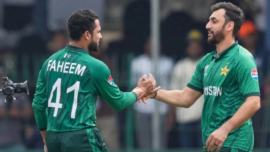 टी20 विश्व कप 2026: इंग्लैंड की जीत से पाकिस्तान की सेमीफाइनल उम्मीदें बरकरार