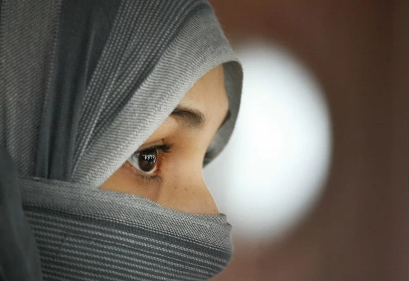 शादी के 20 साल बाद पत्नी काे तलाक ... तलाक ...तलाक बाेलकर छाेड़ा