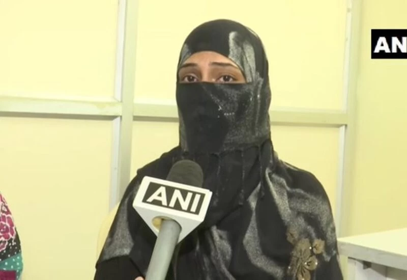 अजब गजब: पत्नी के दांत टेढ़े-मेढ़े होने पर पति ने दे दिया 'तीन तलाक'