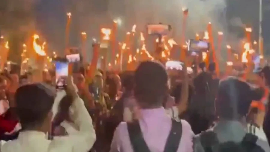 Dhaka Streets Erupt as Thousands of Hindus Protest Alleged Insult to Lord Ram