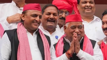 अयोध्या सांसद ने की राम मंदिर चढ़ावा चोरी की सुप्रीम कोर्ट जांच की मांग