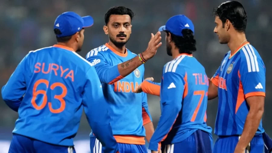 टी20 विश्व कप 2026: उपकप्तान अक्षर पटेल प्लेइंग इलेवन से बाहर, प्रबंधन पर सवाल।