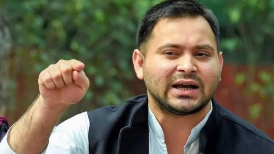 नतीजों से पहले नेताओं के बड़े दावे, तेजस्वी बोले- 'हम सरकार बना रहे हैं'