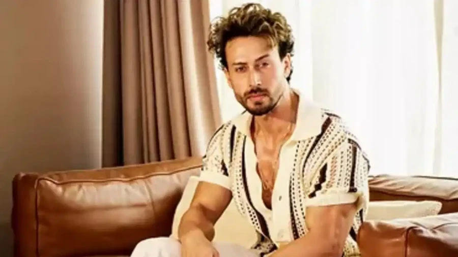 Tiger Shroff Sells Mumbai Flat For 9 Crore Days After Firing Incident - Latest Key Updates