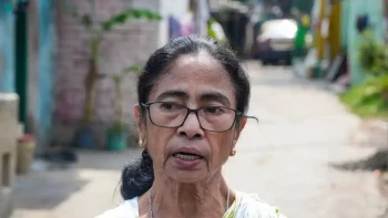 क्या मैं मर गई हूं? ममता बनर्जी ने संभाली टीएमसी प्रदेश अध्यक्ष की कमान