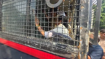 Mamata Banerjee Detained: Delhi Police Action Against TMC Leaders During Protest