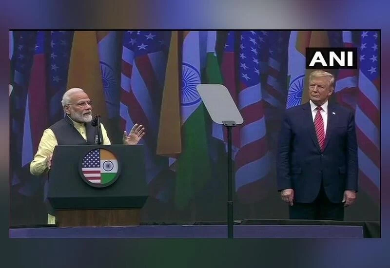 हाउडी मोदी: आर्टिकल 370 पर पाकिस्तान पर बोले पीएम मोदी- खुद से अपना देश नहीं संभल रहा