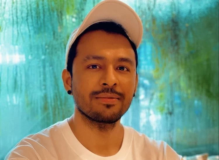 यूज़र ने टोनी से कहा- आपके गाने सुनने से अच्छा मैं ज़हर खाकर मर जाऊं; सिंगर ने दिया जवाब