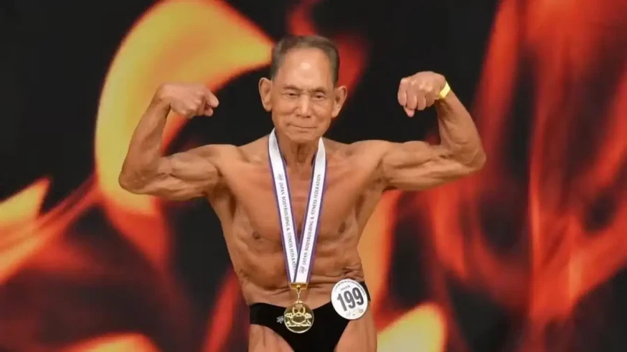90 Year Old Toshisuke Kanazawa Wins Bodybuilding Title In Japan, Shares Secrets