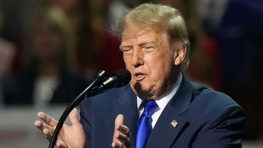 Donald Trump Promises 5,000 Dollar Dividend to Every Adult American Citizen