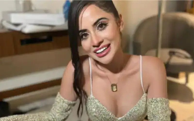 urfi-javed-childhood-photo-is-unrecognisable-people-say-badi-hokar-aisi