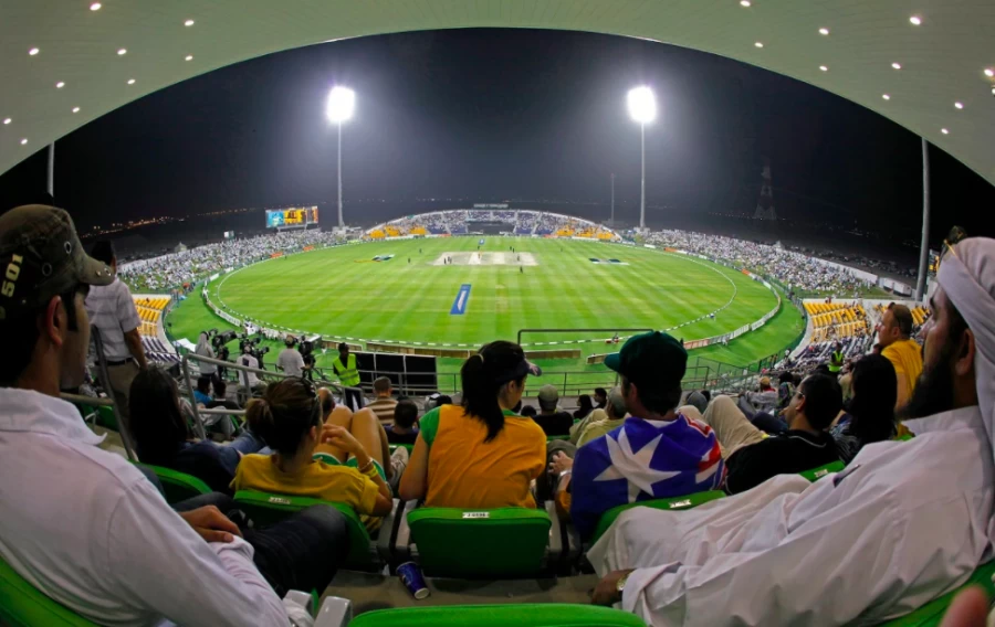 फिक्सिंग के आरोप में 2 क्रिकेटर सस्पेंड