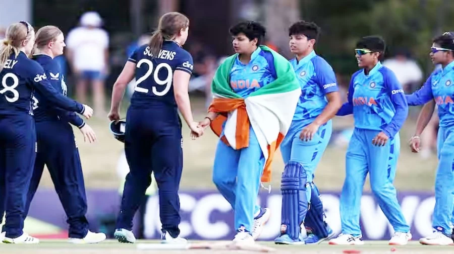 Soumya Tiwari explosive batting in ind vs eng under 19 world cup final Virat Kohli fan