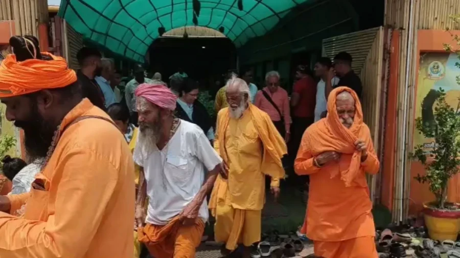 Mathura Saints Announce Kar Seva For Shri Krishna Janmabhoomi On December 6