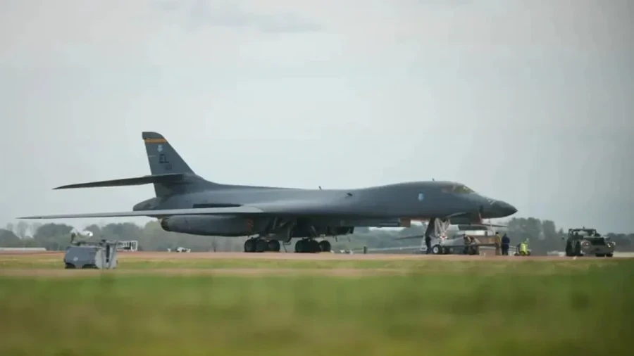 US Withdraws Bombers From England Airbase Following Suspected Terror Plot Investigation