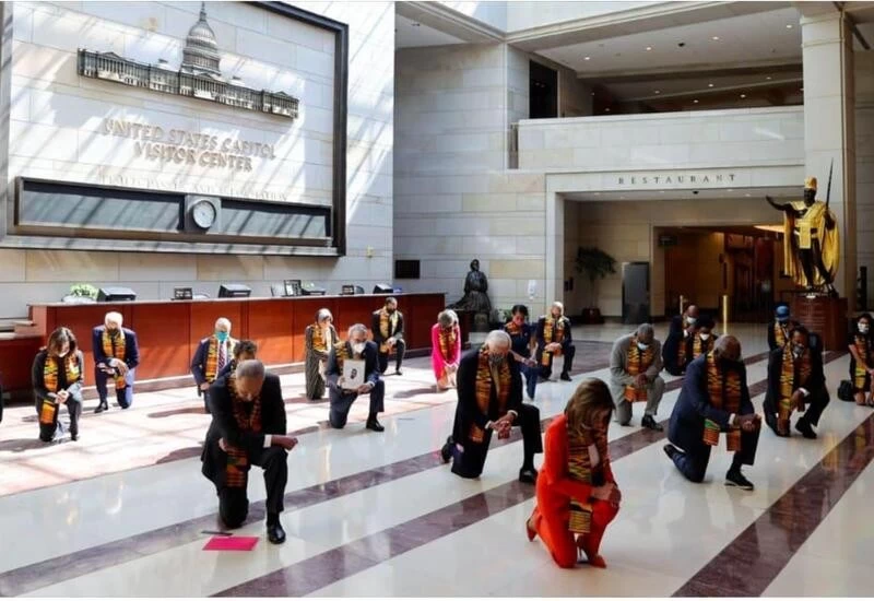 US lawmakers kneel in Congress to pay tribute to George Floyd