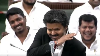 Thalapathy Vijay Pushpa Style Gesture In Assembly Viral Video Fans React