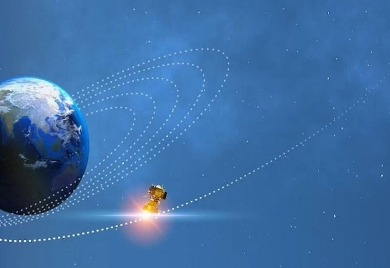 चंद्रमा की ओर चंद कदम और...आज लैंडर विक्रम को चांद के पास लाने की कोशिश, कल से उतारने की होगी तैयारी