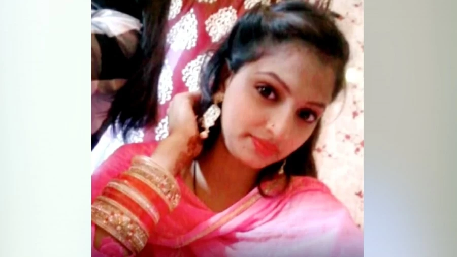 Husband and wife's joke became fatal, both drank rat medicine to show love.