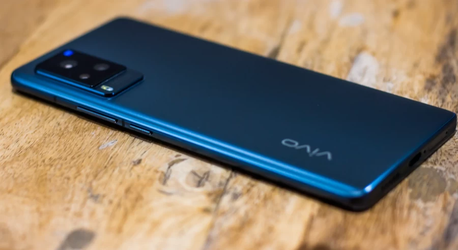 120Hz डिस्प्ले के साथ दस्तक देगी Vivo X70 सीरीज़, स्पेसिफिकेशन हुए ऑनलाइन लीक!