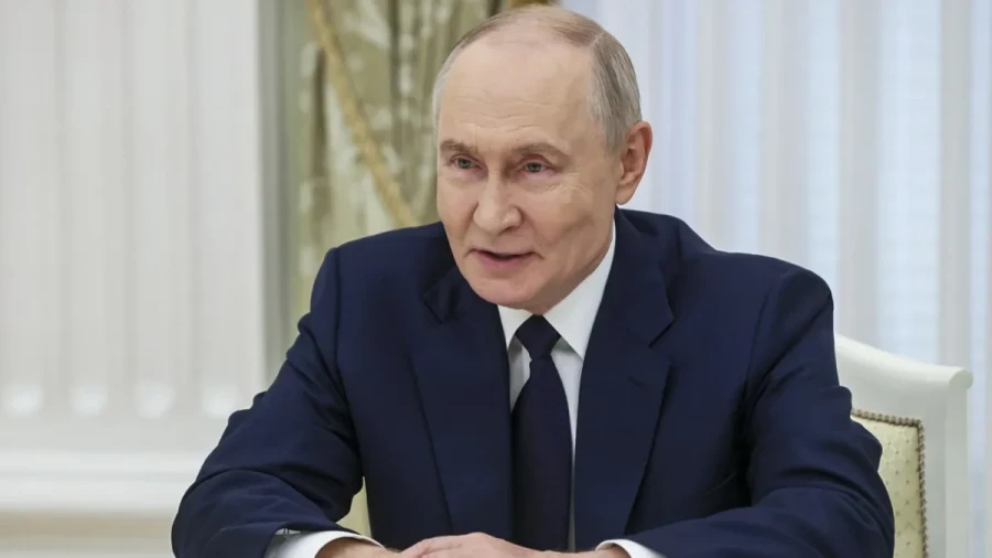 Putin's United Russia Party Leads in Parliamentary Elections with 57 Percent Votes