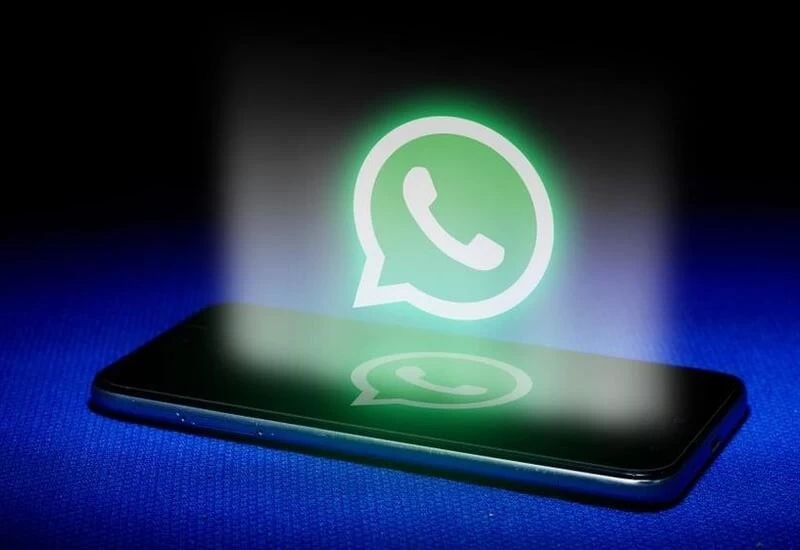 WhatsApp drops a new hint about long-awaited Dark Mode feature