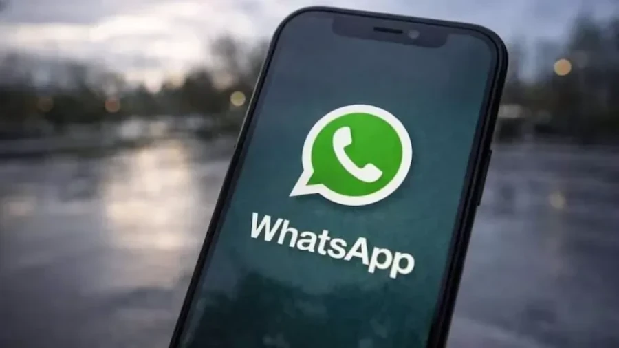 WhatsApp to Allow 3 Accounts on iPhone Without Logging Out Soon